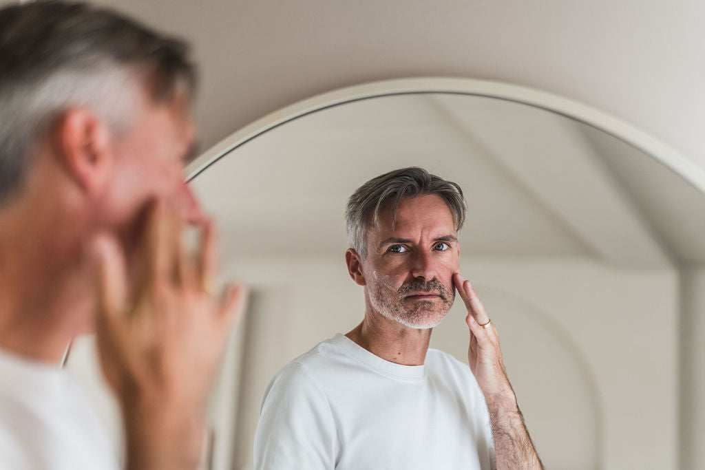 Waarom cosmetica zonder microplastics beter is voor jou en de aarde