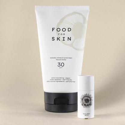 Zonbescherming 150 ml en Sunny Balm SPF15 lipbalm