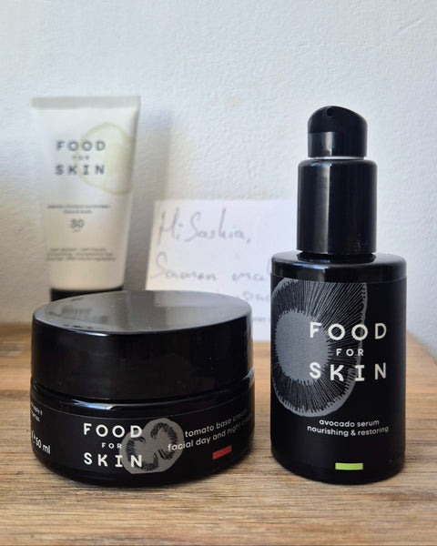 Avocado Serum en Tomato Base Cream